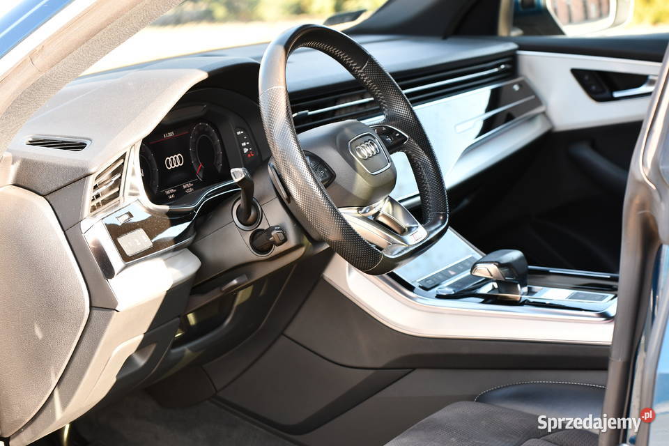 Audi Q8 Quattro 340 30 benzyna Sline salon Olsztyn sprzedam