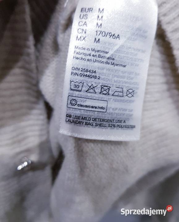 Damski dzianinowy sweterek z kryształowymi