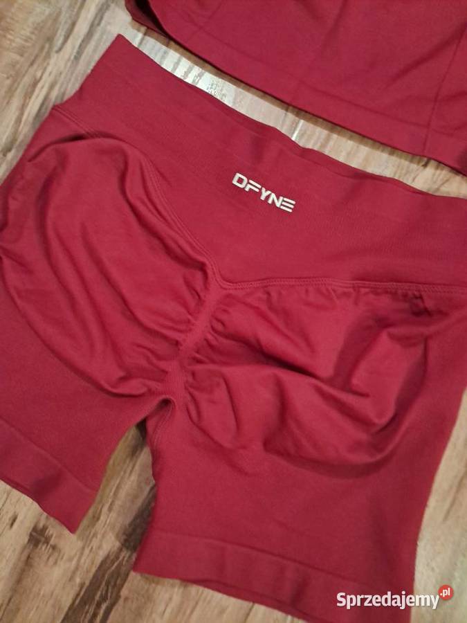 nowy komplet sportowy dfyne rozmiar S brak metki czerwony Sandomierz