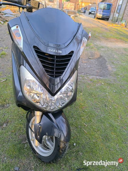 Daelim S2 125
