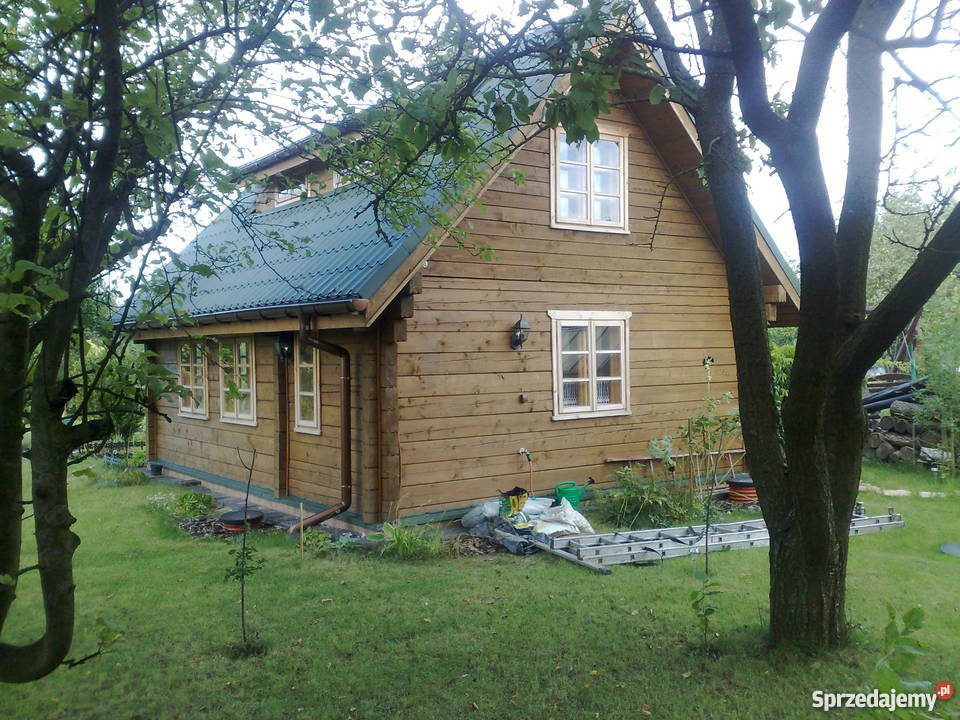 Domek letniskowy z bala na ogródach działkowych Kobyla Góra