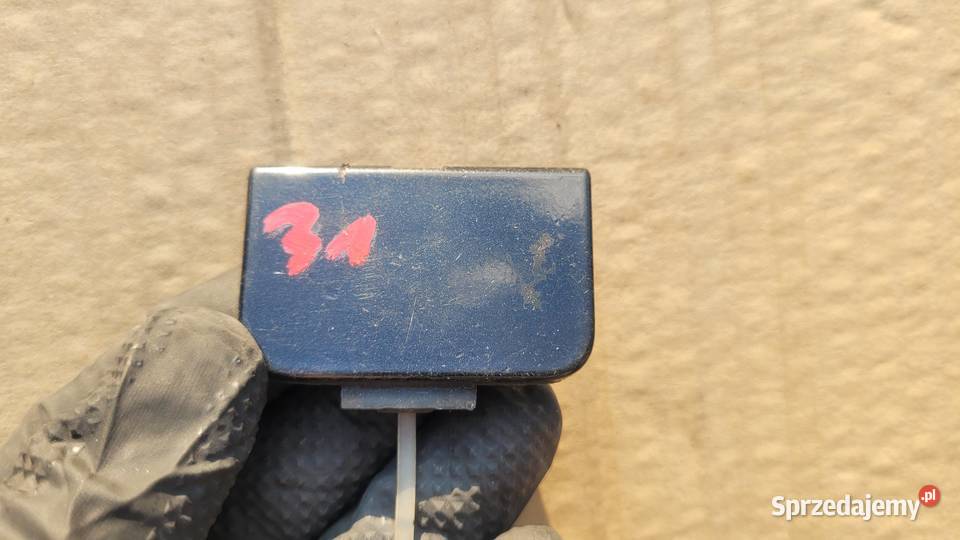 ZAŚLEPKA HAKA ZDERZAKA PRZÓD BMW E46 7037740 31 sprzedam