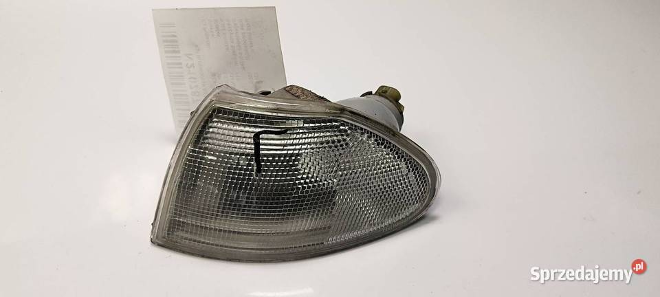 KIERUNKOWSKAZ LEWY OPEL ASTRA F 182070B Lipno