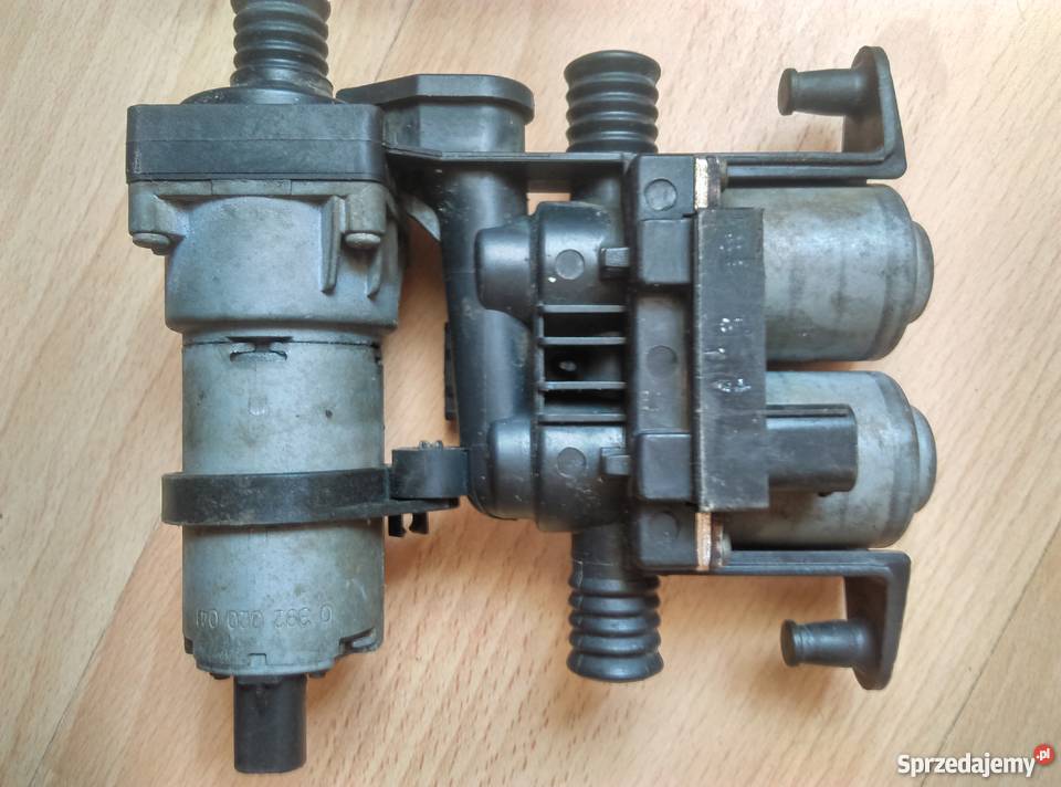zawory wody BMW elektrozawory E38E39 Części samochodowe Trzebnica sprzedam
