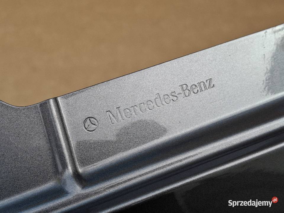 MERCEDES EQB A243 W243 X243 BŁOTNIK PRAWY PRZÓD Bieleń sprzedam