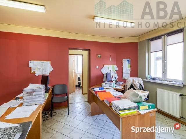 Wielofunkcyjna hala w centrum Słupcy z wybornym Sprzedaż wielkopolskie Słupca