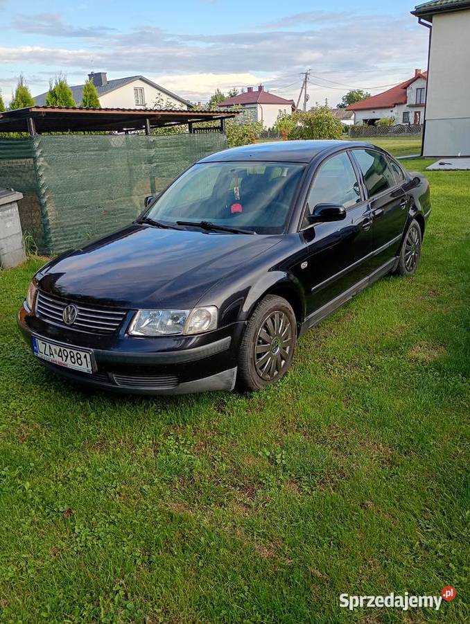 Volkswagen Passat B5 sedan 18 benzyna 20v Passat lubelskie Jarosławiec