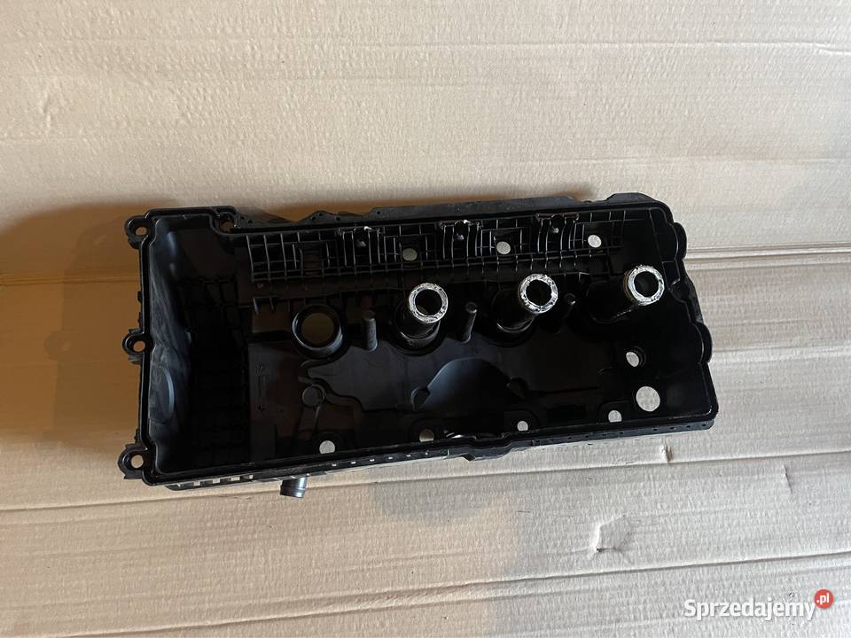 Pokrywa zaworów 7522160 bmw 7 e65 e66 osobowe Szczecin