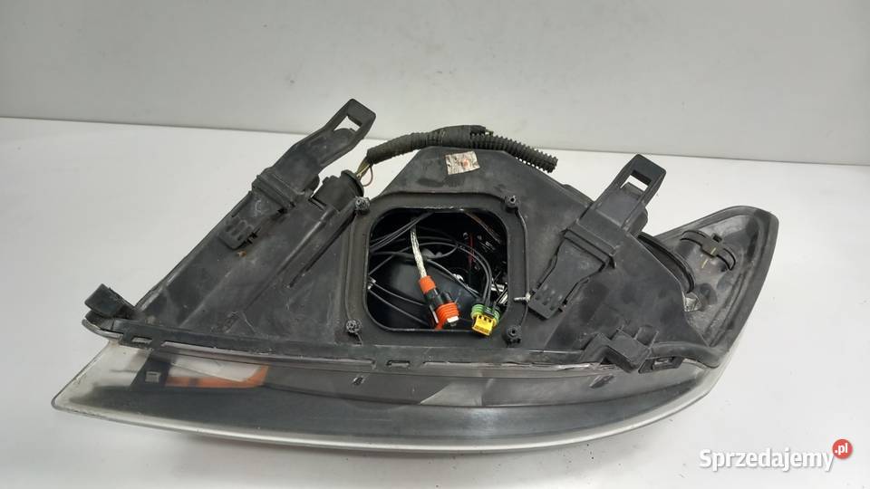 FORD FOCUS MK2 LIFT LAMPA PRZÓD PRAWA SOCZEWKA Zbierkowo