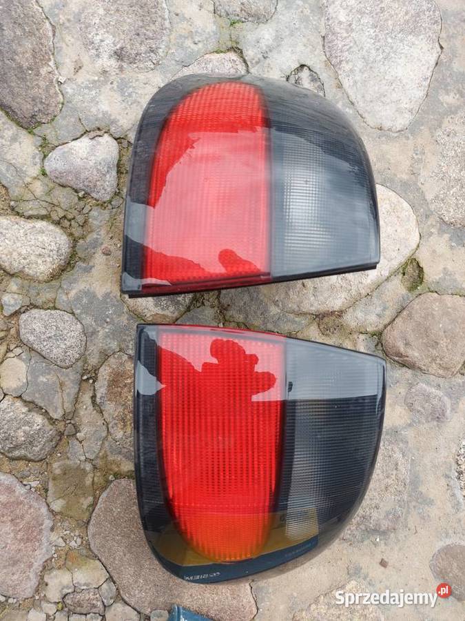 Komplet nowych lamp tylnych RENAULT MEGANE łódzkie Sędziejowice