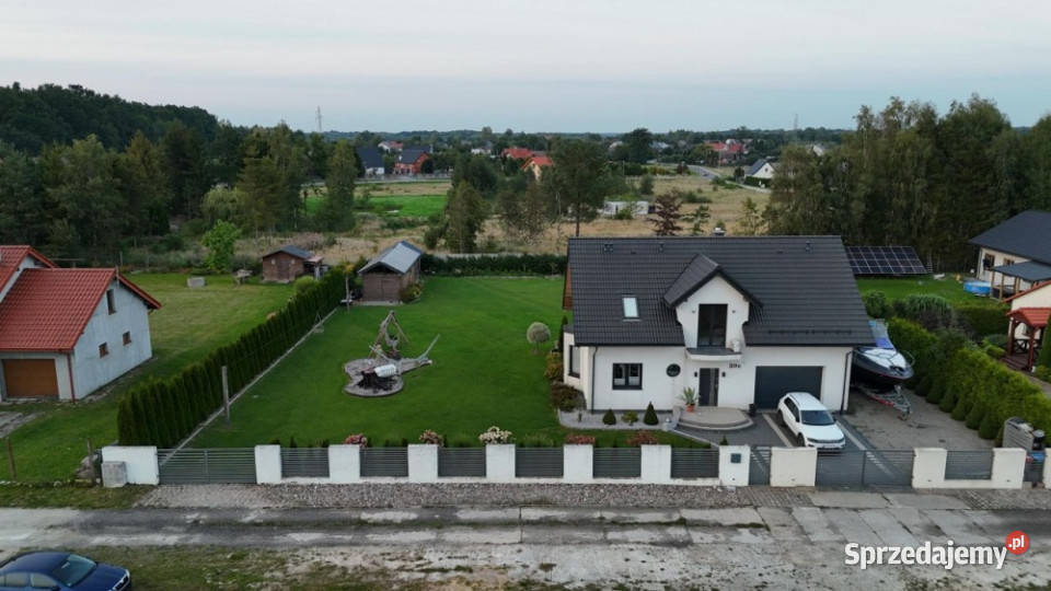 Dom jednorodzinny w super lokalizacji 157m2 Liczba pokoi 3 Wielichowo