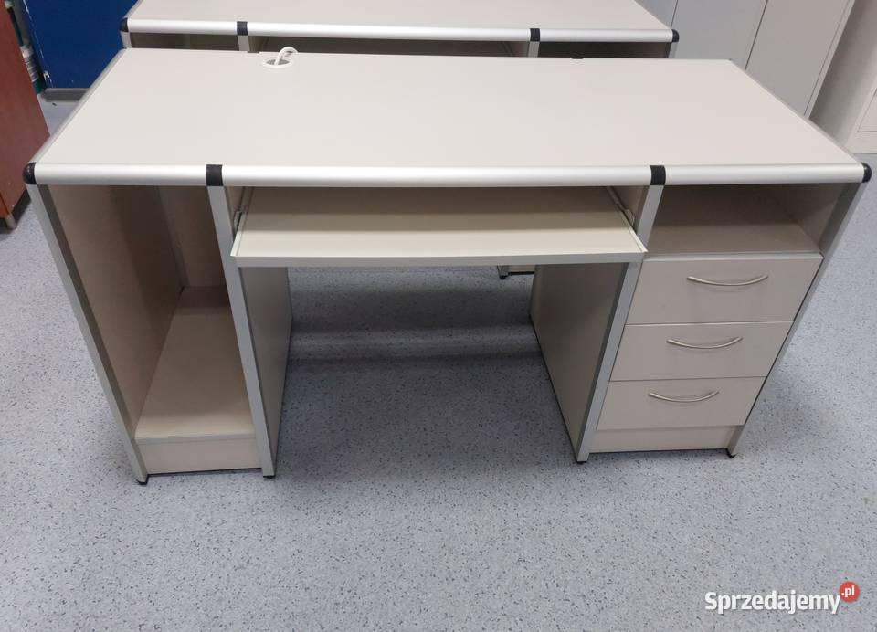 Okazyjnie sprzedam 2 Fotele Obrotowe Stan podkarpackie