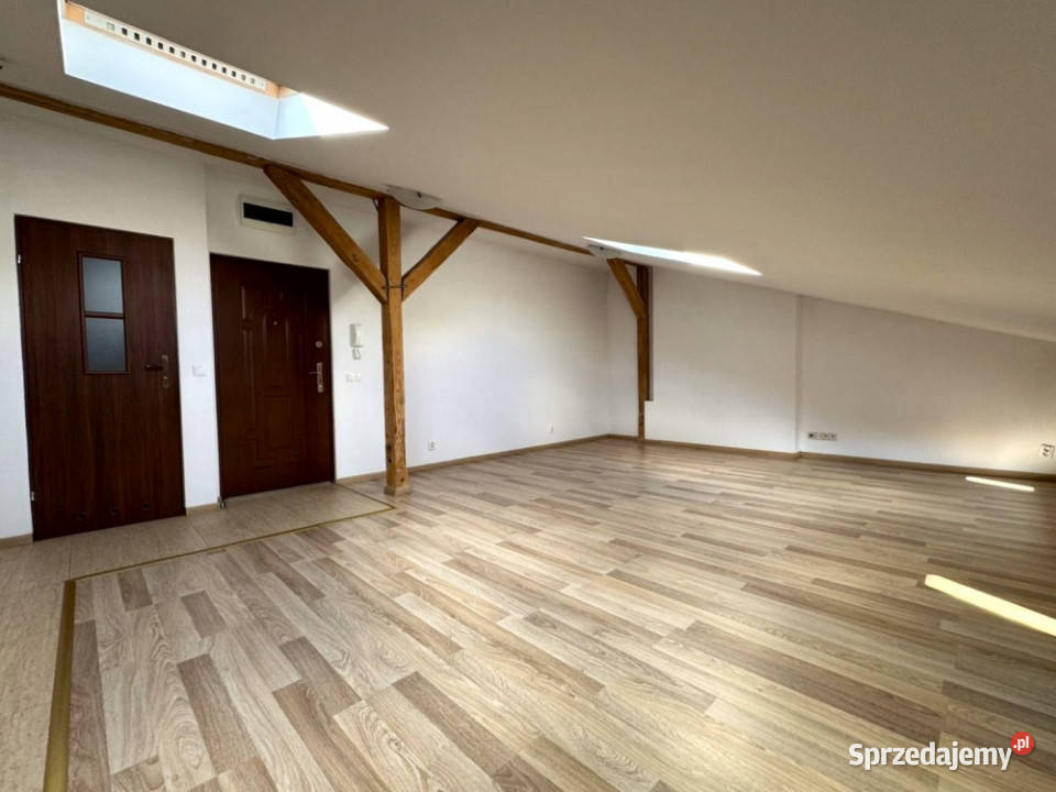 PROMOCJA Przestronna kawalerka z co 37 Liczba pokoi 1 Będzin sprzedam