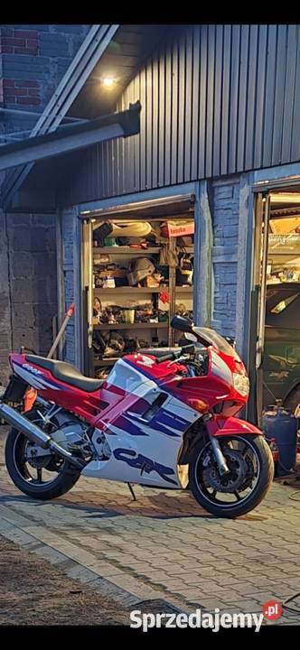 Honda CBR 1994r nieuszkodzony Gomunice