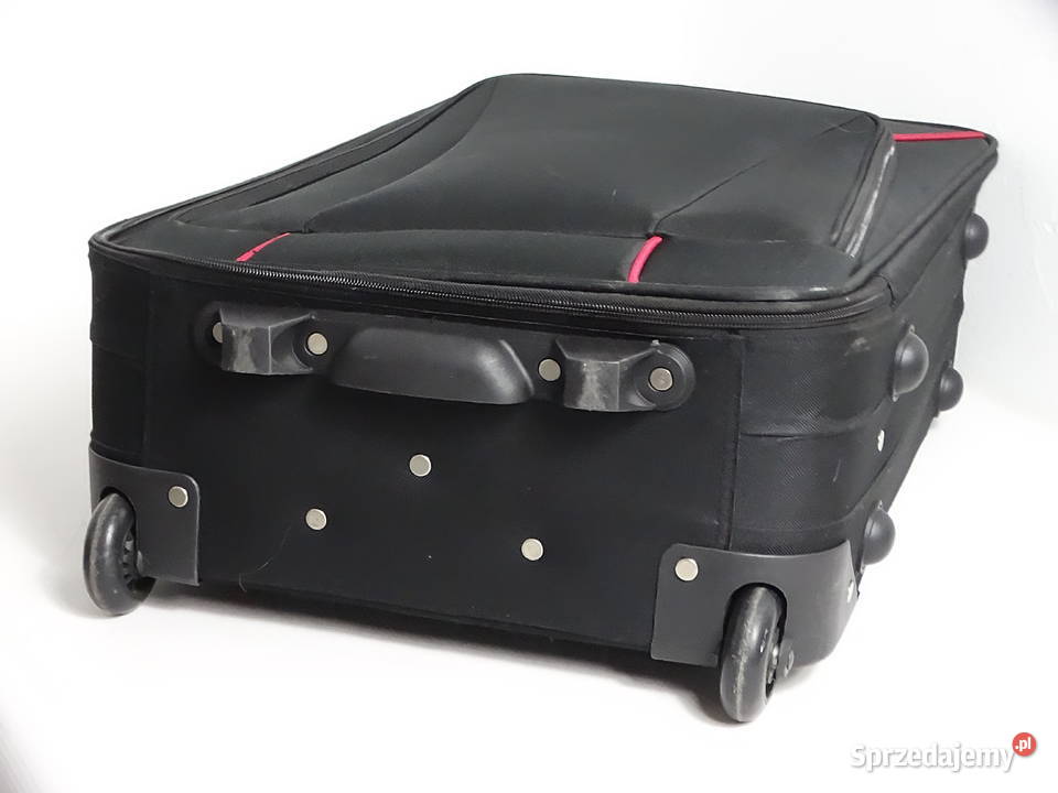 Walizka podróżna NOWI Stan Zadbana i czysta Biłgoraj sprzedam