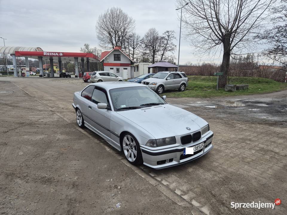 BMW E36 Coupe ZDROWA BAZA Na projekt Zadbana
