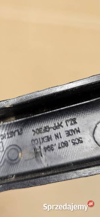 VW BEETLE ŚLIZG PRAWY ZDERZAKA TYŁ 5C5807394H Pozostałe