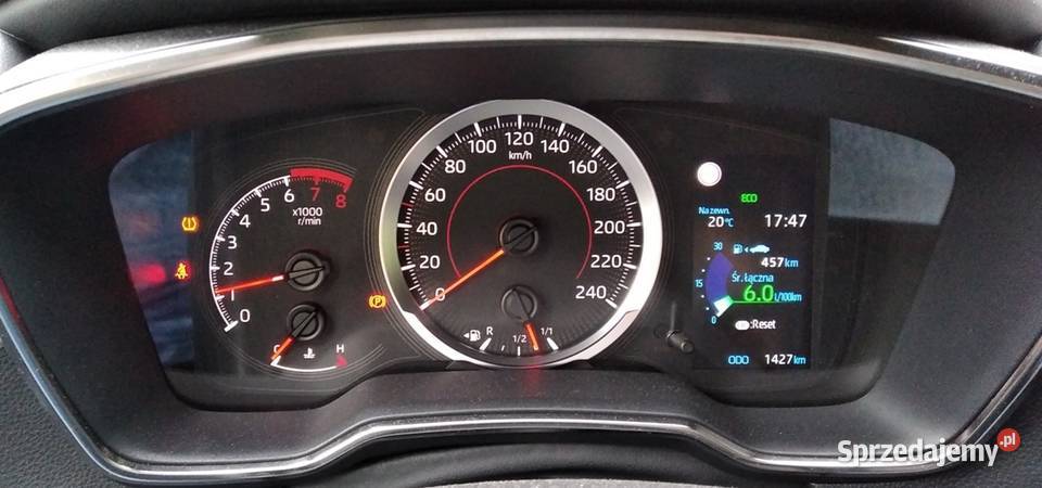 Corolla 2021 poj 12l hatchback comfort 2 kpl kół
