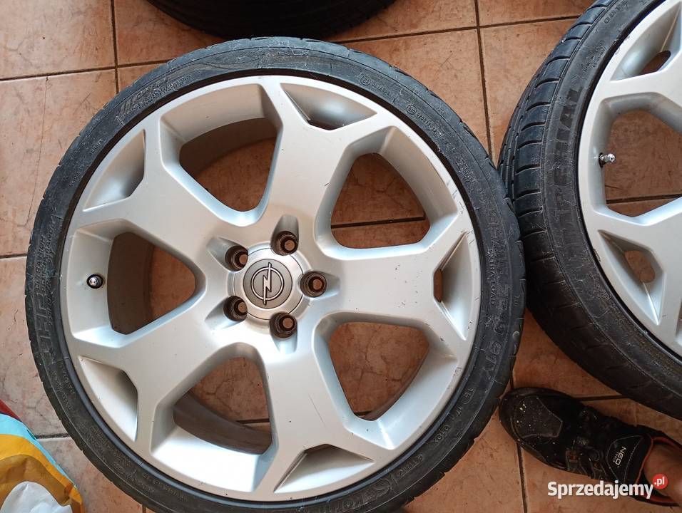 Używane oryginalne 19calowe felgi aluminiowe dolnośląskie Mokry Dwór
