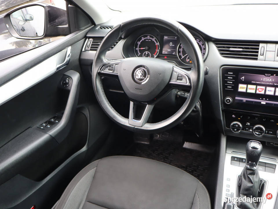 Skoda Octavia 15 TSI wielofunkcyjna kierownica