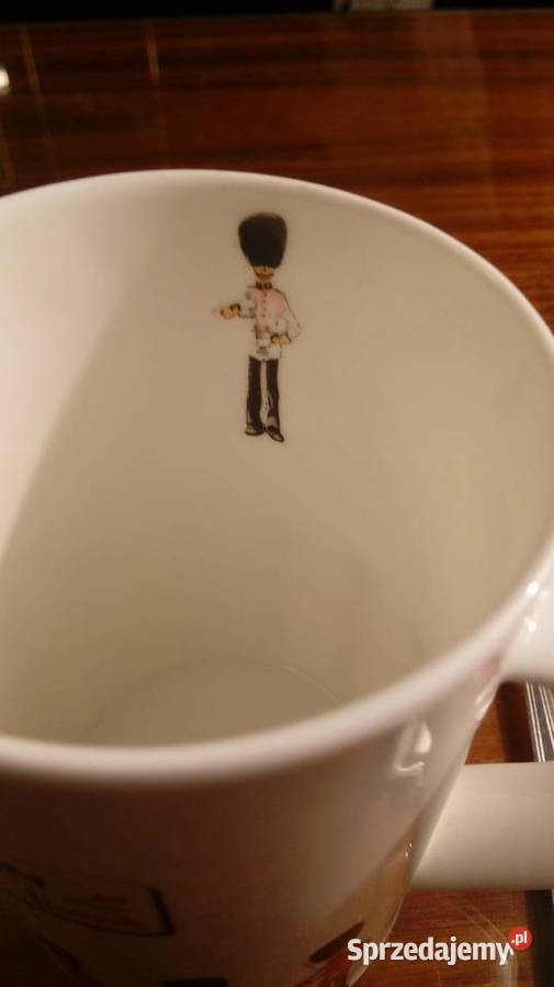 Duże kubki z łyżeczkami wielokolorowy sprzedam