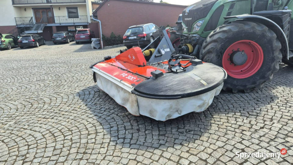 kosiarki łąkowe i wykaszarki Kuhn Kosiarka Głogówek