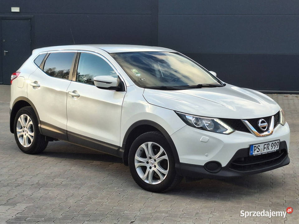 Nissan Qashqai benzyna 16T 163 STAN iDEALNY serwisowany w ASO warmińsko-mazurskie Olsztyn sprzedam