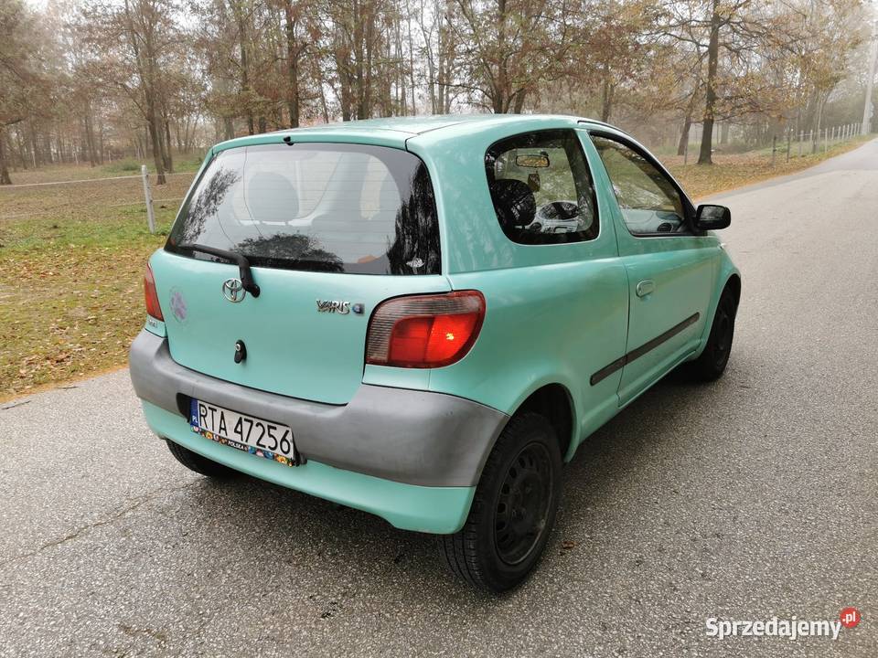 Toyota Yaris 10 benzyna niski przebieg Mielec