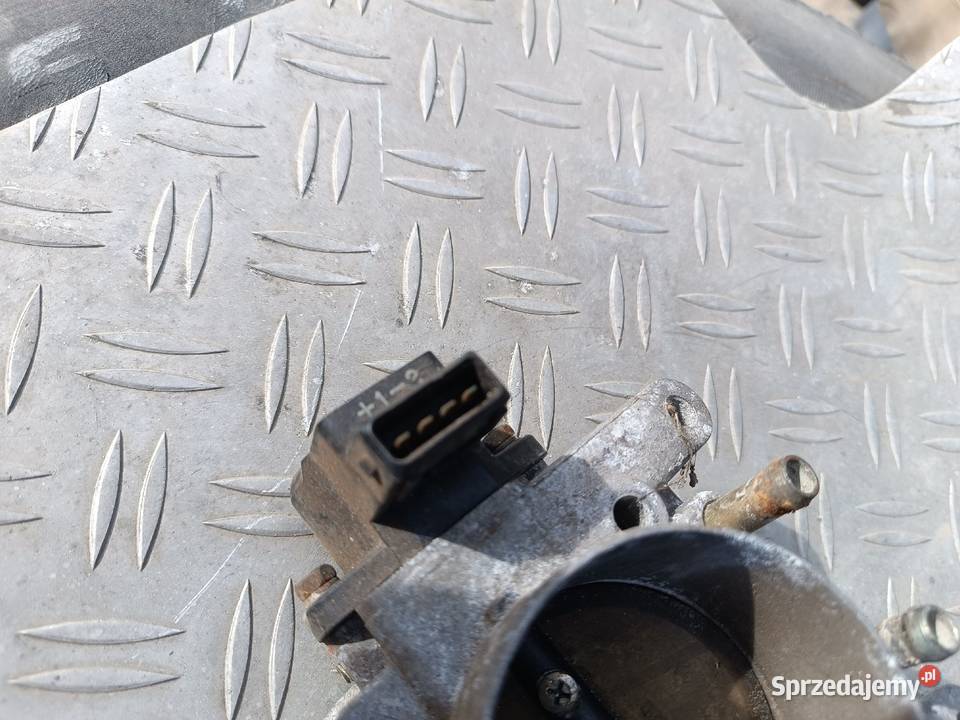 Przepustnica Mitsubishi 24 gdi osobowe Orzesze sprzedam