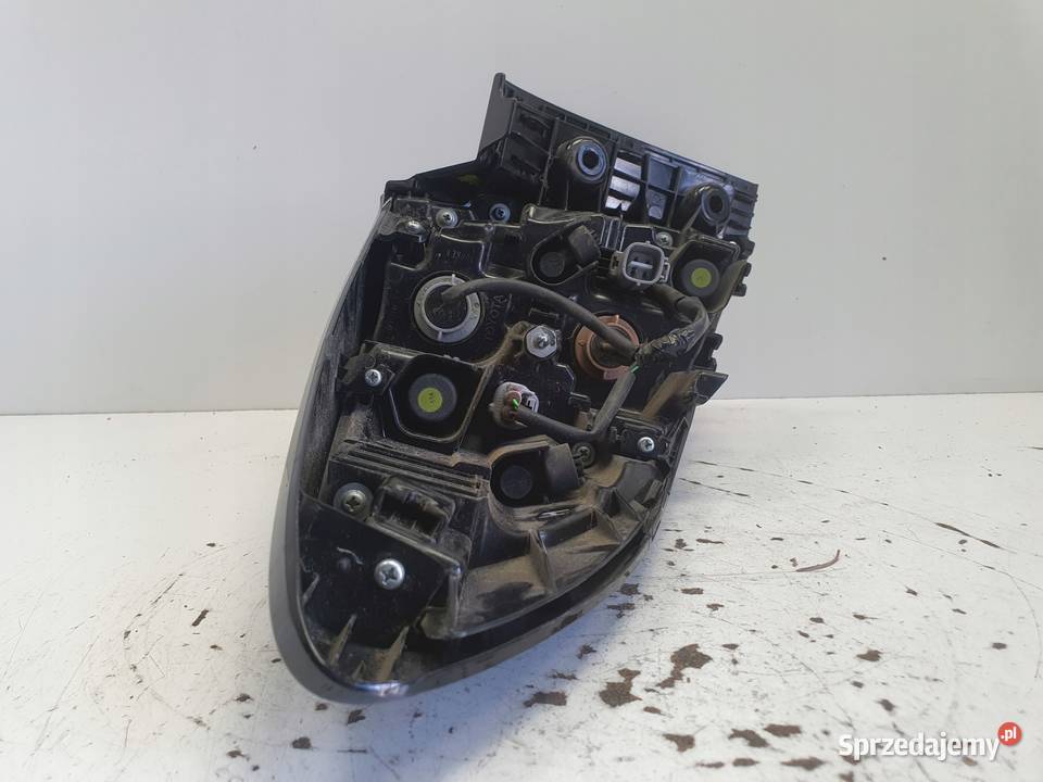 Toyota CHR CHR LIFT TYLNIA TYLNA LAMPA PRAWA lubelskie Janów