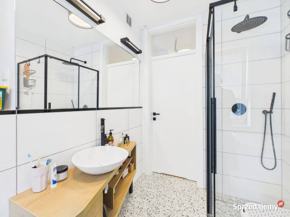 sprzedaży mieszkania Gdynia 7013m2 3 pokoje