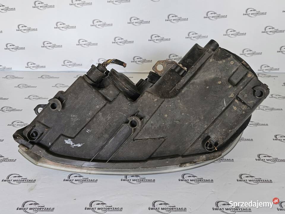 GOLF VI 12r lampa prawa przód 5K2941006H ANGLIK Kielce sprzedam