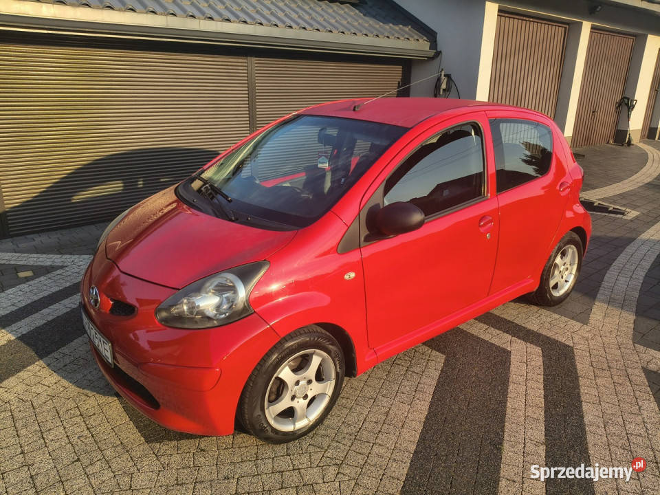 Toyota Aygo 10I 68 klima I 20052014 czerwony Mysłowice