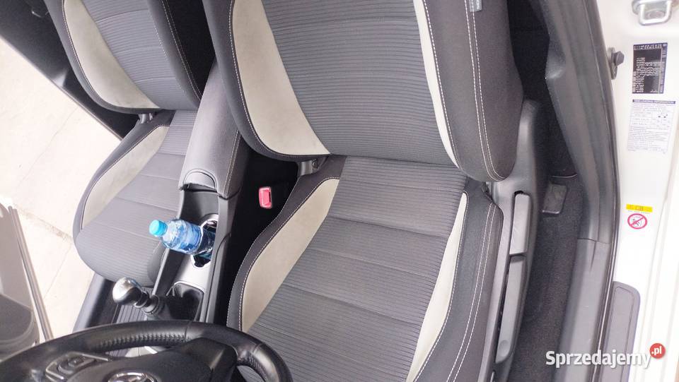 Toyota Avensis 20 D4D Premium Polski salon dużym elektrycznie ustawiane fotele mazowieckie Warszawa