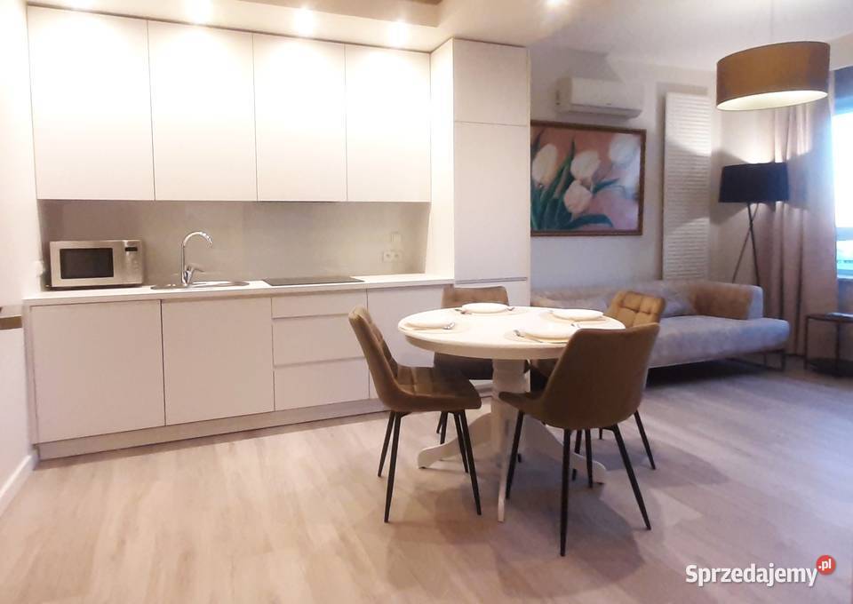 Eleganckie studio metro klimatyzacja PLATINUM winda Warszawa sprzedam