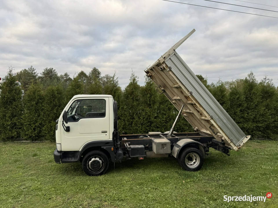Nissan Cabstar 30 TDI 125 Wywrotka Kipper nieuszkodzony Bliżyn sprzedam