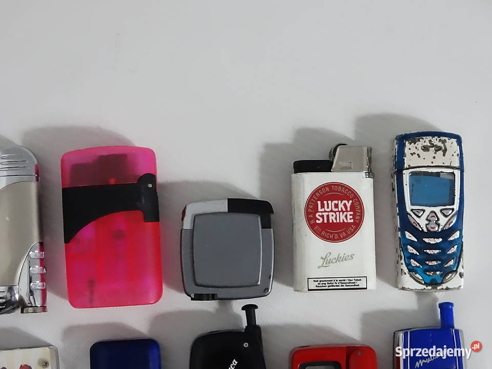KOLEKCJA 32 Zapalniczek Gadżetowych Retro Pozostałe lubelskie Biłgoraj