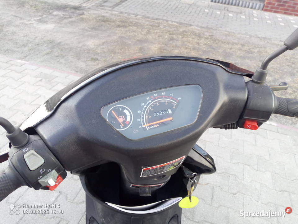 Junak 103 50 2022 skuter Krzyżówki