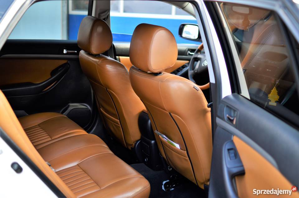 Toyota Avensis T25 Kombi Skóra Navi Klima Radzymin