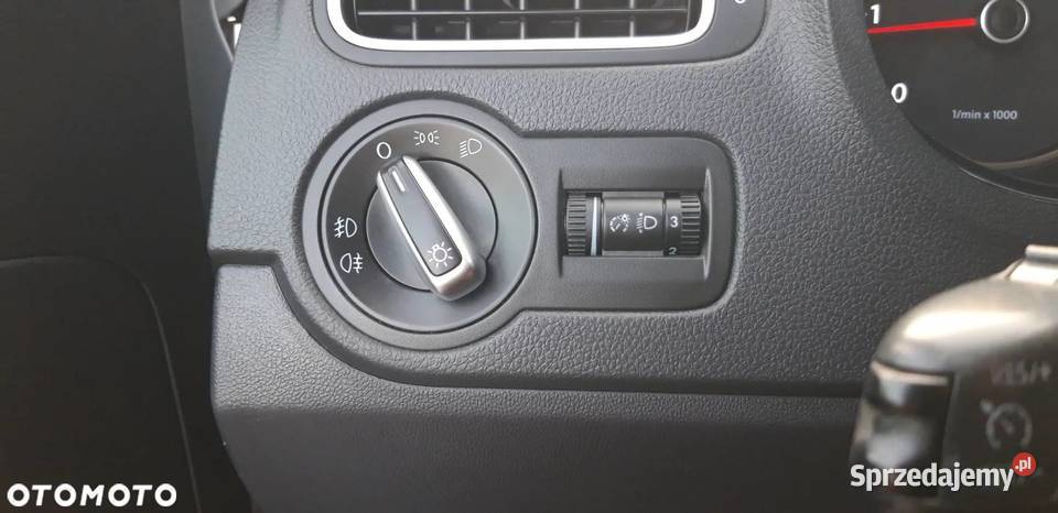 Volkswagen Polo 75KM