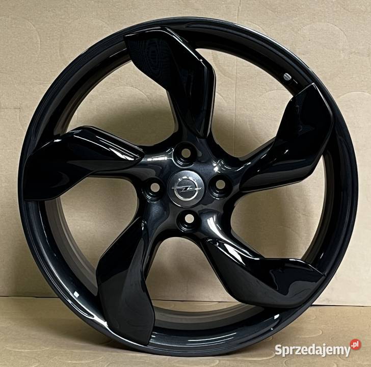 18 Zoll Opel Adam Alufelgen 7,5Jx18 ET47 LK 4x100 225/35 outlet R18 RDKS