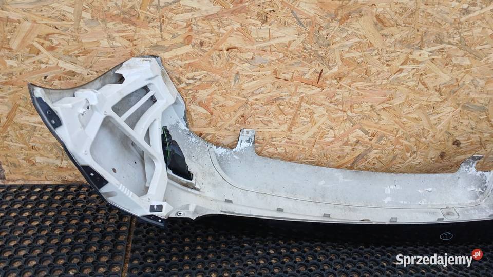 FORD FOCUS MK2 LIFT HB ZDERZAK TYŁ F3 Zbierkowo