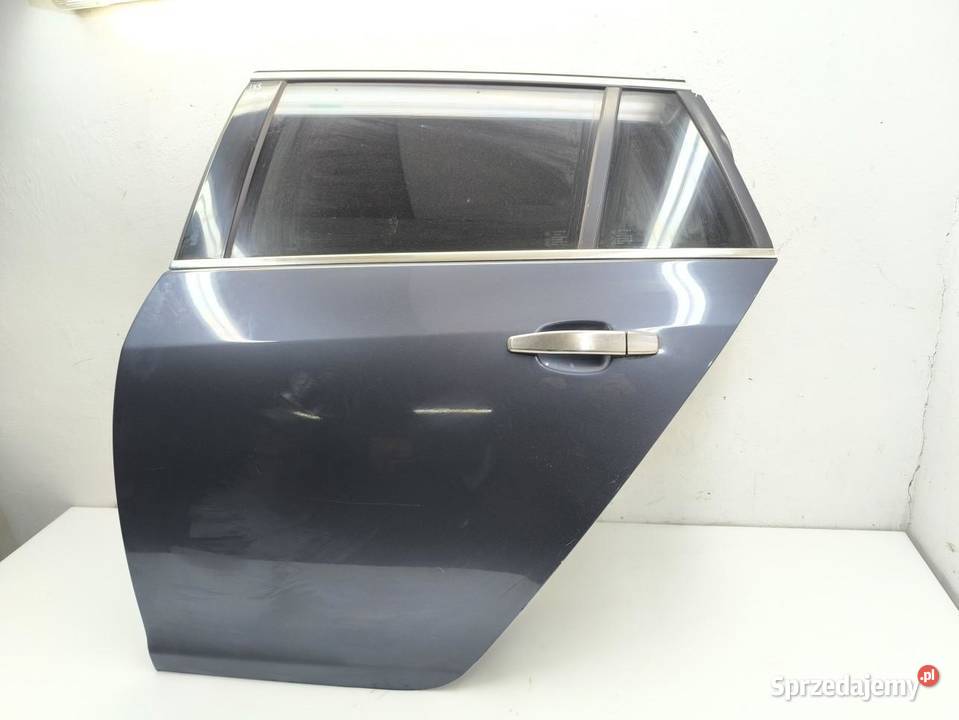 DRZWI LEWY TYŁ Z168 OPEL INSIGNIA A KOMBI