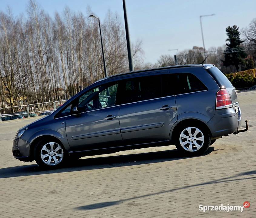 Opel Zafira 19 CDTI 7 miejsc Rok produkcji 2006 Łańcut sprzedam