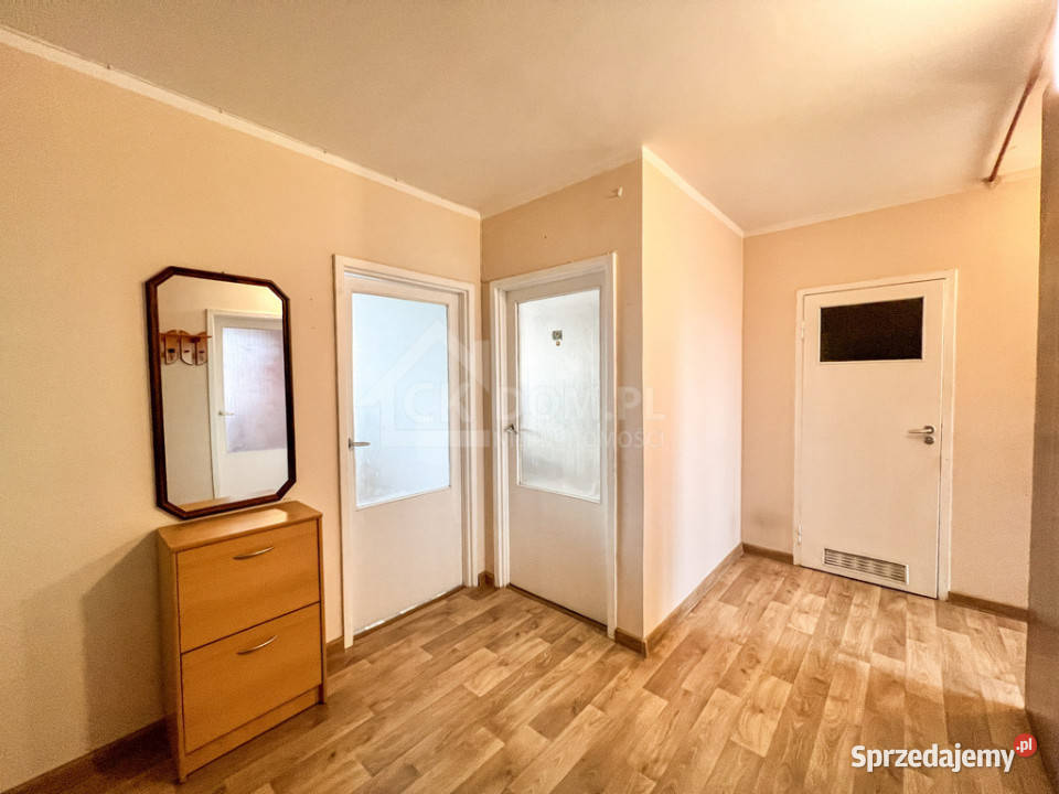 4pokojowe mieszkanie do remontu Gagarina Radom sprzedam