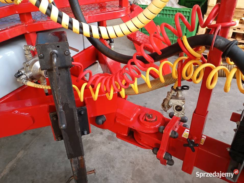 Opryskiwacz ciągany Biardzki 3000l15m hydraulika sprzedam