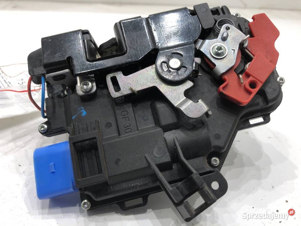 ZAMEK DRZWI LEWY PRZÓD VW GOLF V Hatchback osobowe sprzedam