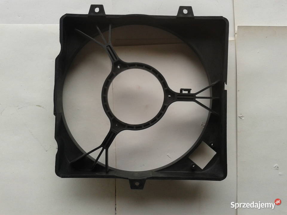 Osłona wentylatora chłodnicy Fiat 126p Bis nowa Układ chłodzenia mazowieckie