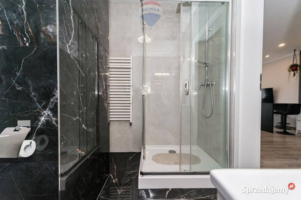 Mieszkanie z miejscem w hali garażowej w Bielsko-Biała sprzedam