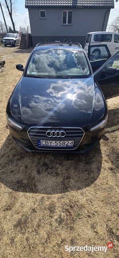Audi a4b8 2012 przebieg 178 czarny Nowa Wioska sprzedam